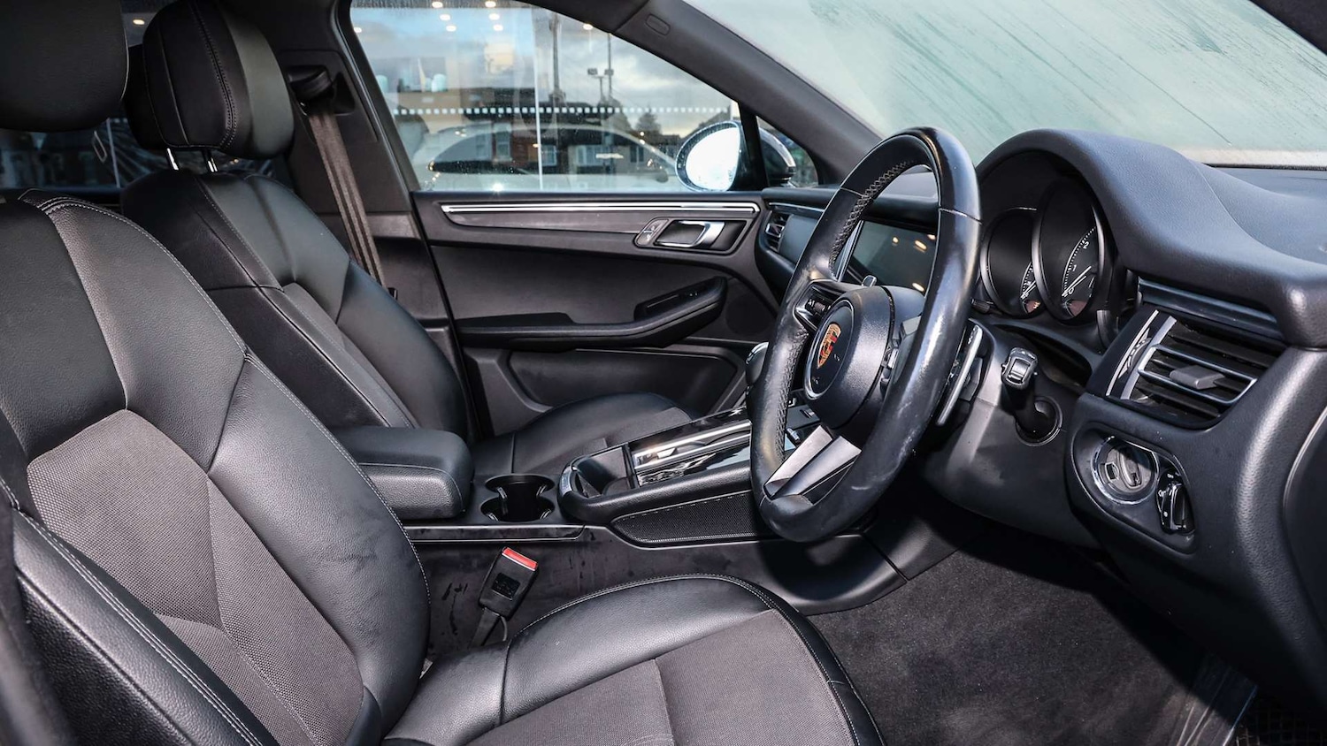 Used Porsche Macan 2021 for sale - 76501893: Photo 13