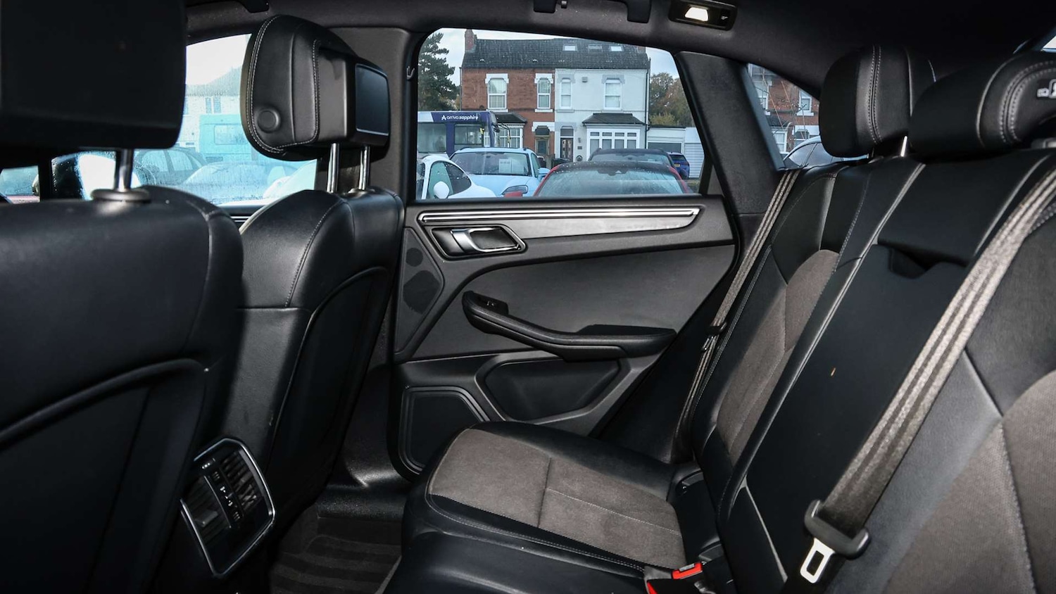 Used Porsche Macan 2021 for sale - 76501893: Photo 15