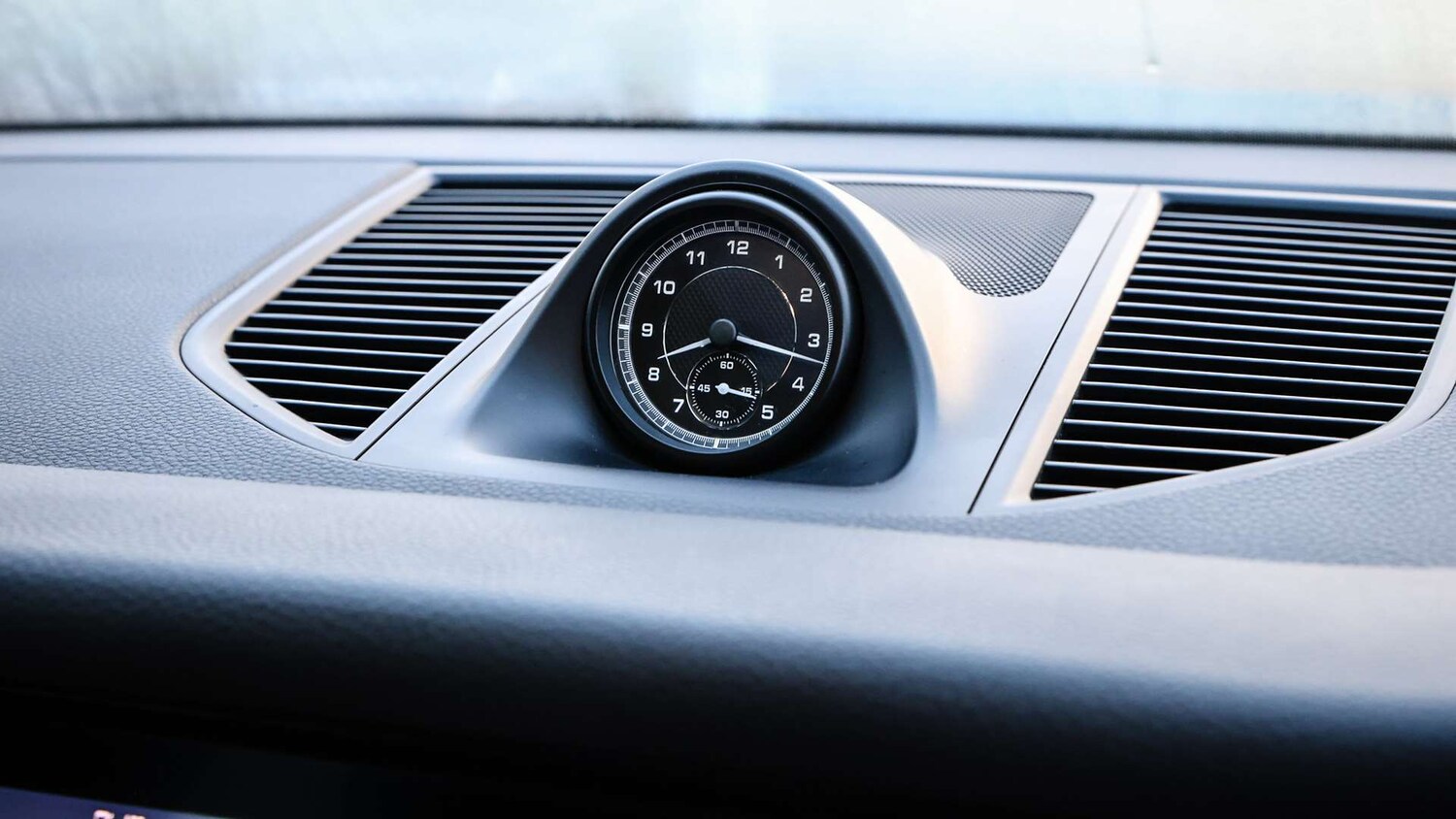 Used Porsche Macan 2021 for sale - 76501893: Photo 23