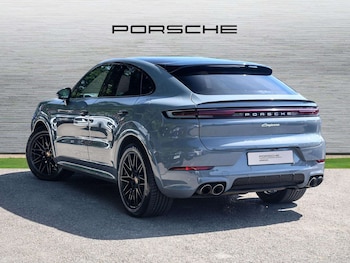 Used Porsche Cayenne 2023 for sale - 78991339: Photo