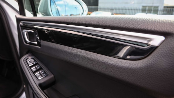 Used Porsche Macan 2018 for sale - 75299687: Photo 27