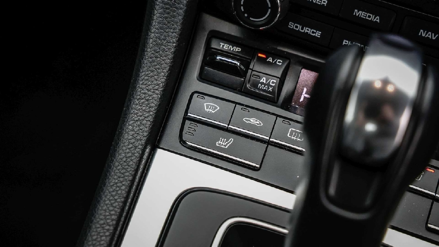 Used Porsche Cayman 2018 for sale - 77158578: Photo 31