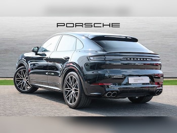 Used Porsche Cayenne 2025 for sale - 75260042: Photo