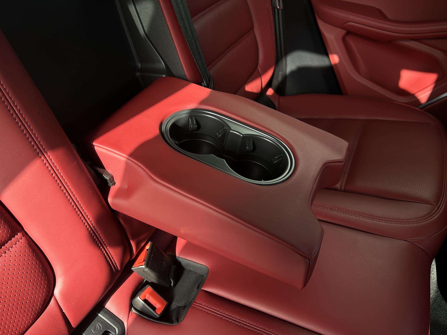 Used Porsche Macan 2025 for sale - 76661738: Photo 16