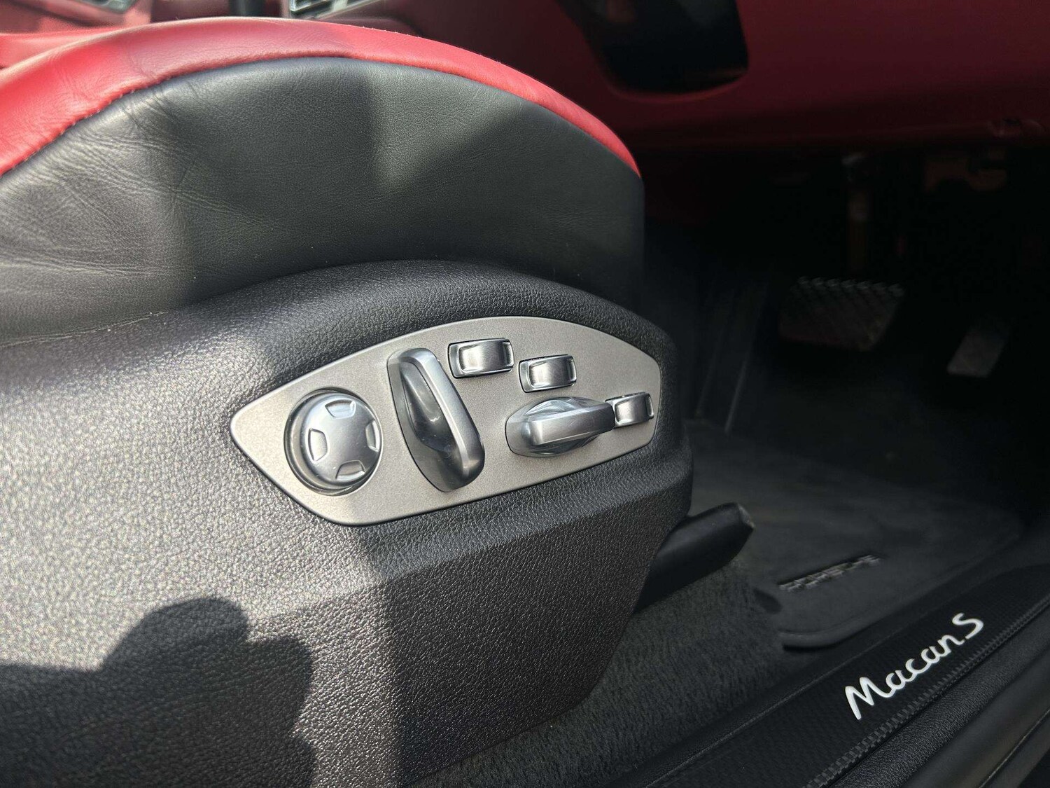 Used Porsche Macan 2025 for sale - 76661738: Photo 26