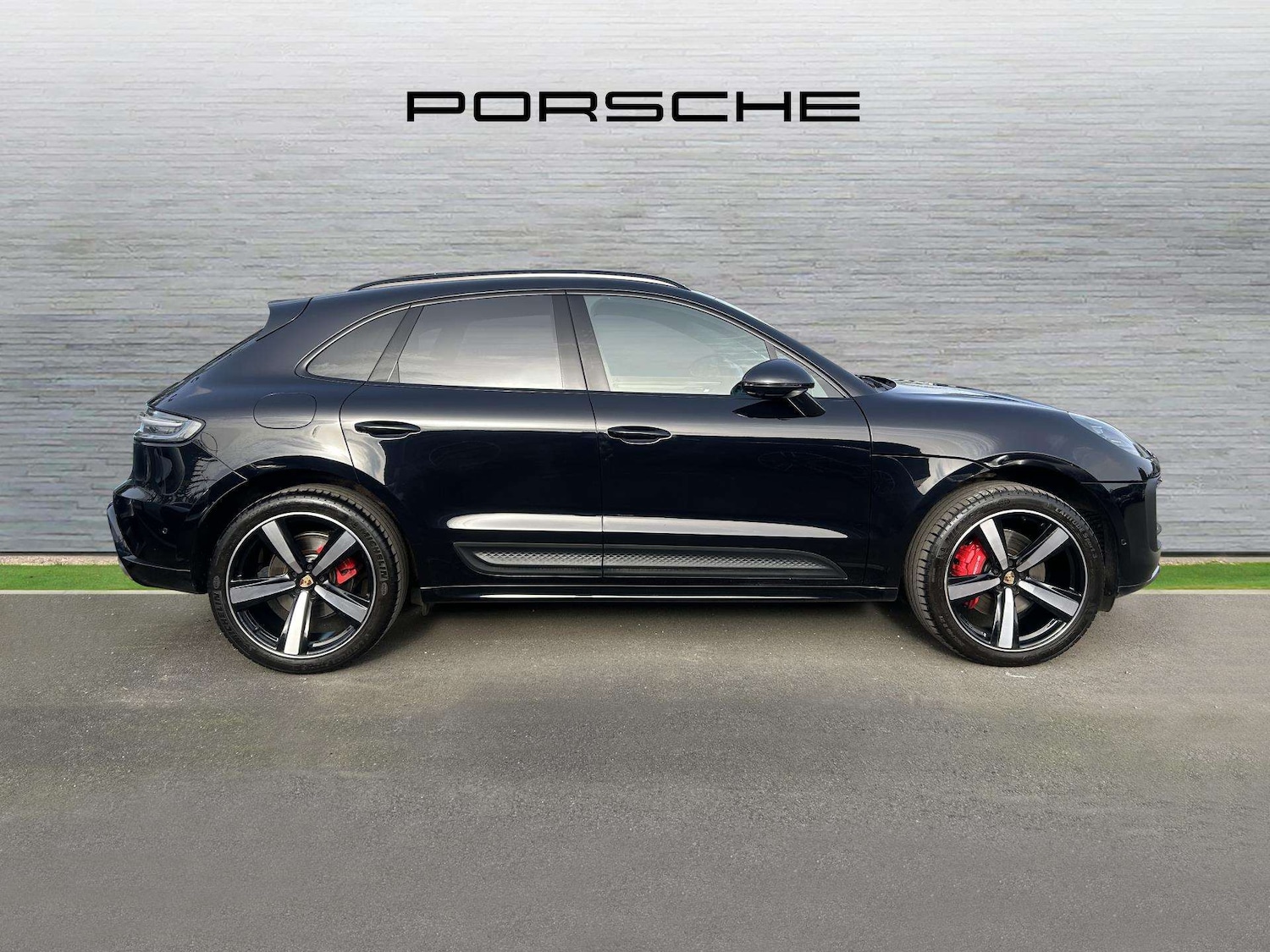 Used Porsche Macan 2025 for sale - 76661738: Photo 7