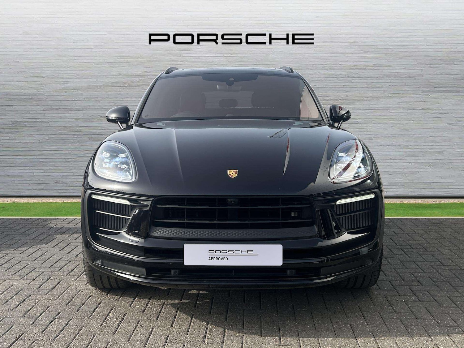 Used Porsche Macan 2025 for sale - 76661738: Photo 9