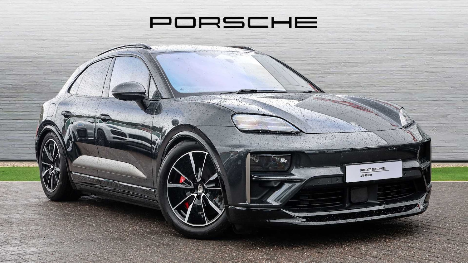 Used Porsche Macan 2024 for sale - 77615398: Photo 1