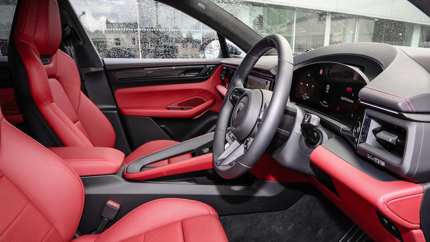 Used Porsche Macan 2024 for sale - 77615398: Photo 14