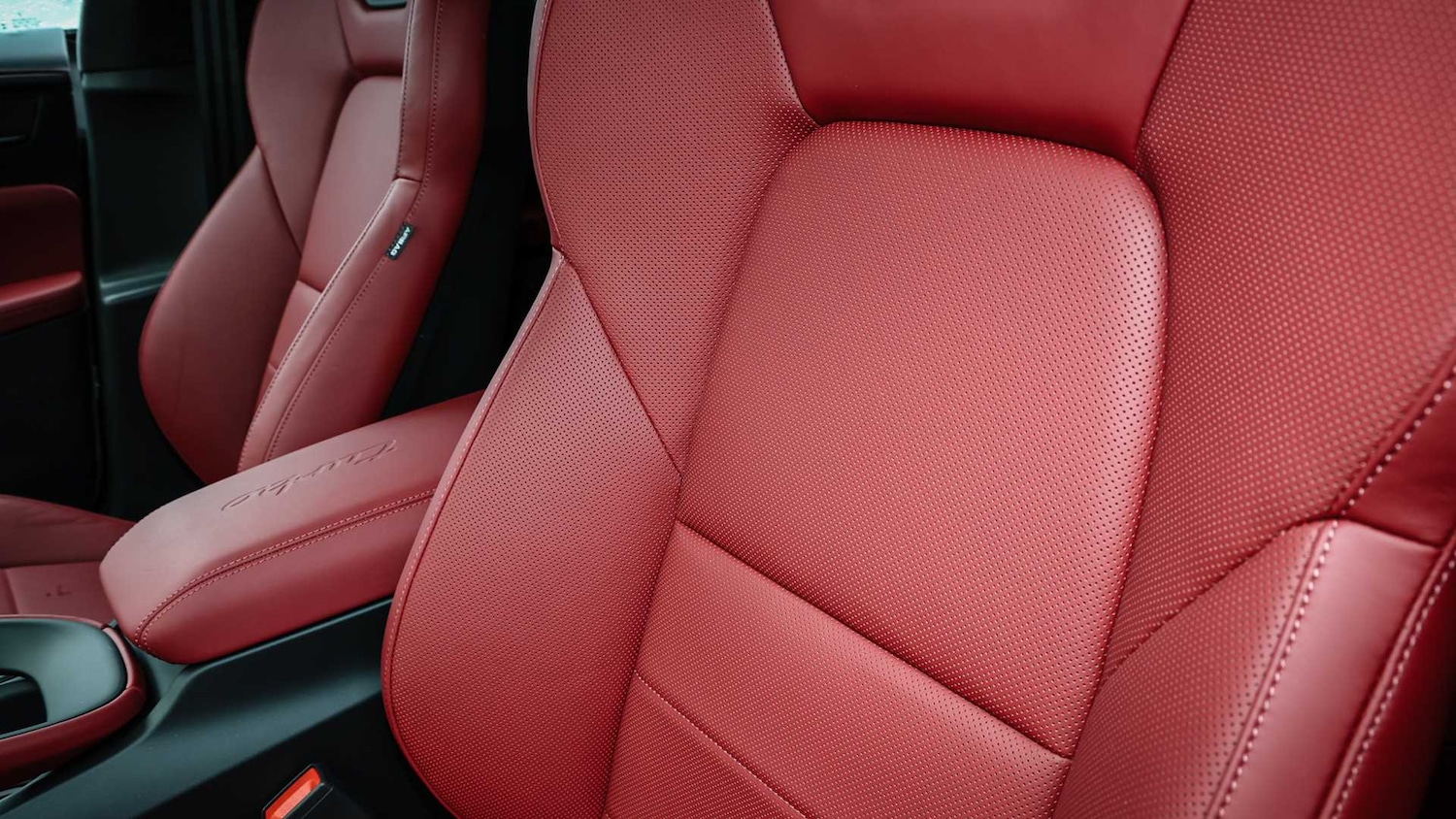 Used Porsche Macan 2024 for sale - 77615398: Photo 17