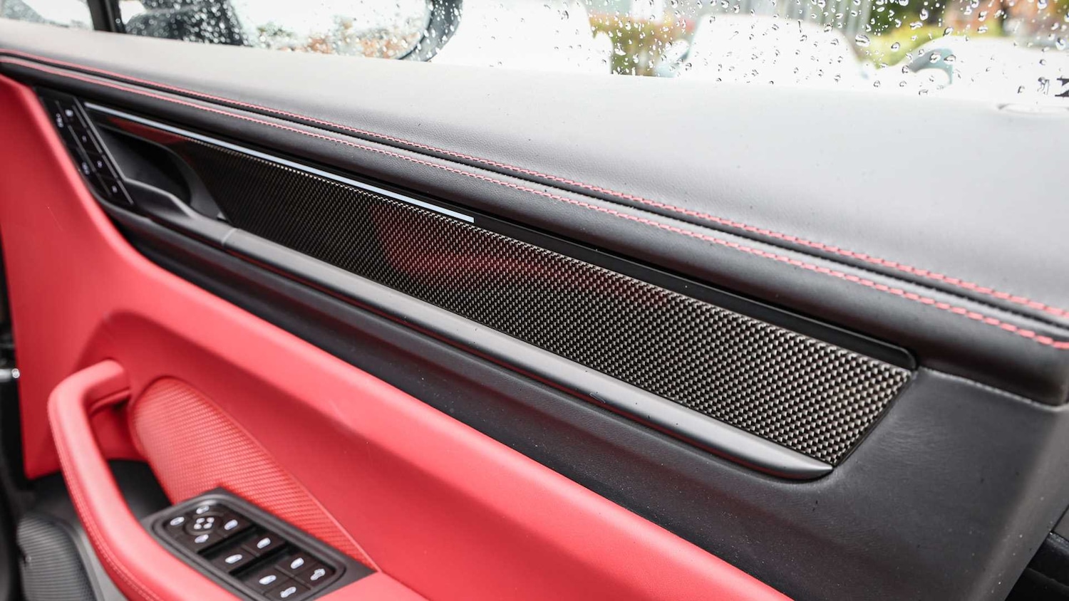 Used Porsche Macan 2024 for sale - 77615398: Photo 31