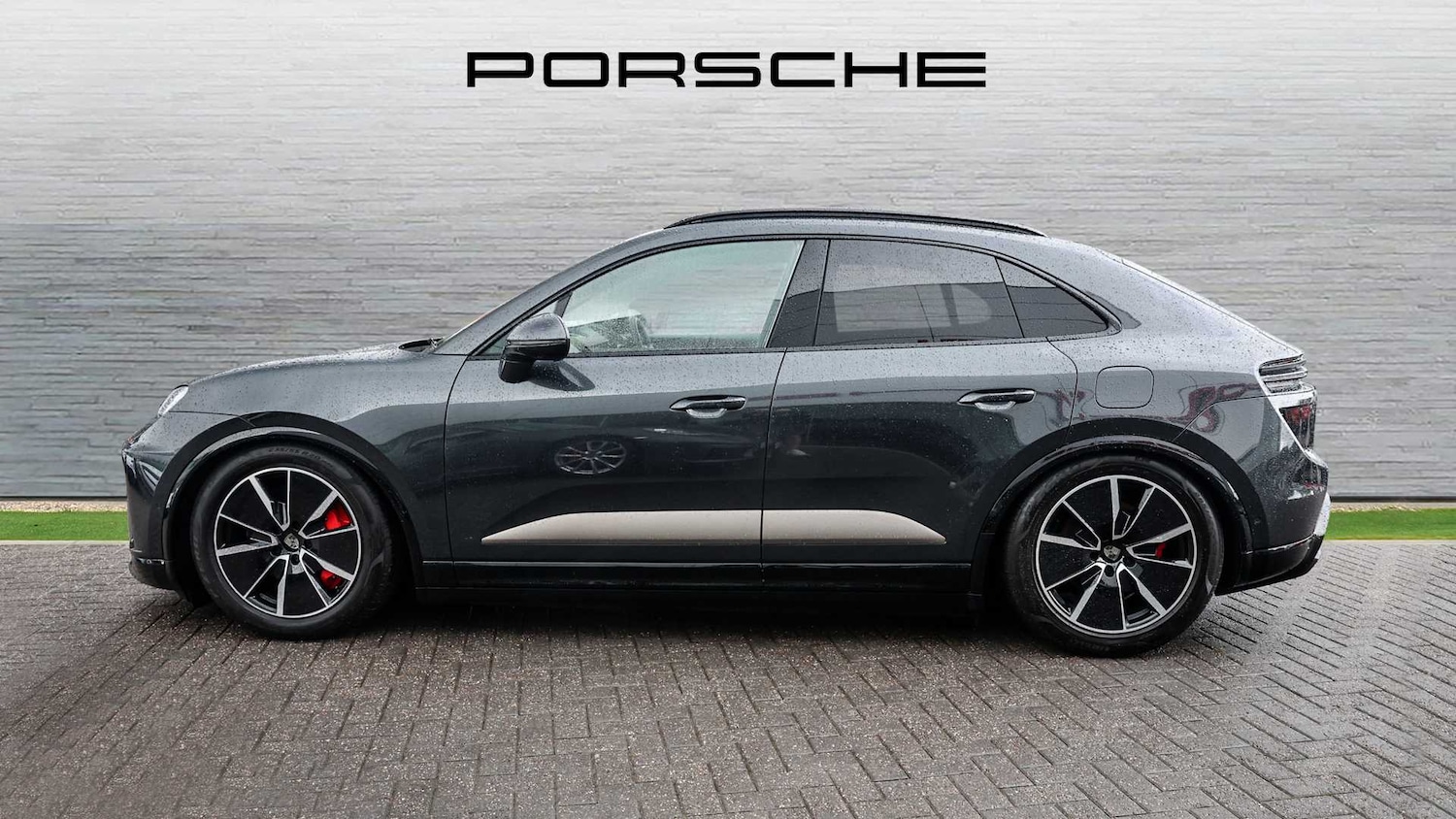 Used Porsche Macan 2024 for sale - 77615398: Photo 8