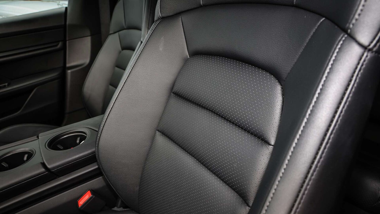 Used Porsche Taycan 2024 for sale - 76176906: Photo 16