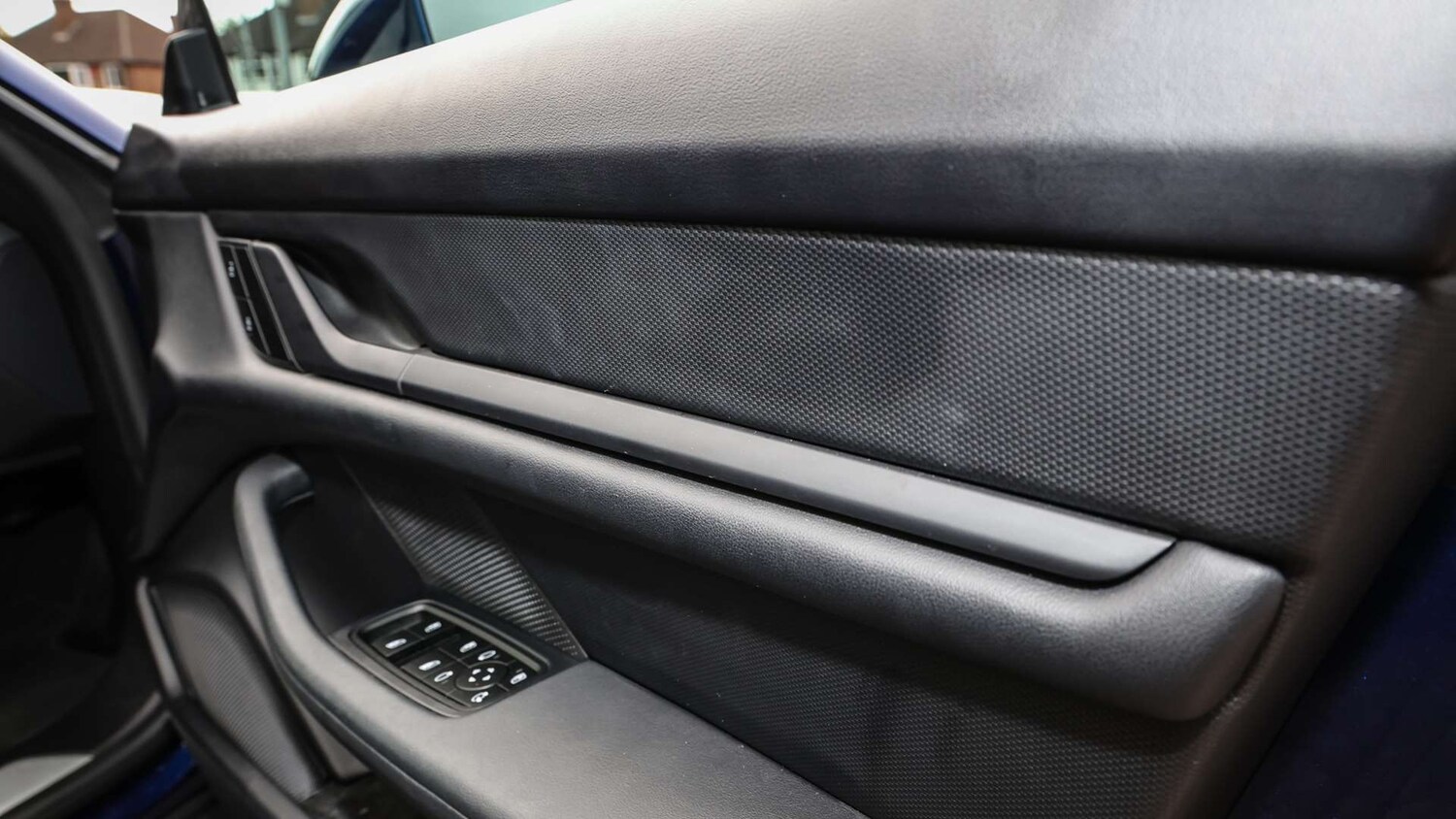 Used Porsche Taycan 2024 for sale - 76176906: Photo 33