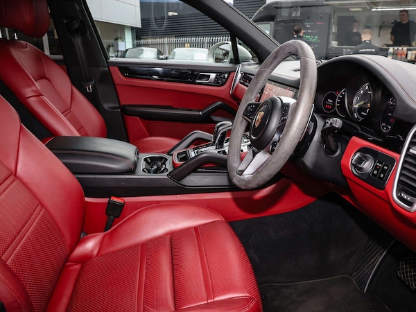 Used Porsche Cayenne 2021 for sale - 76298437: Photo 13