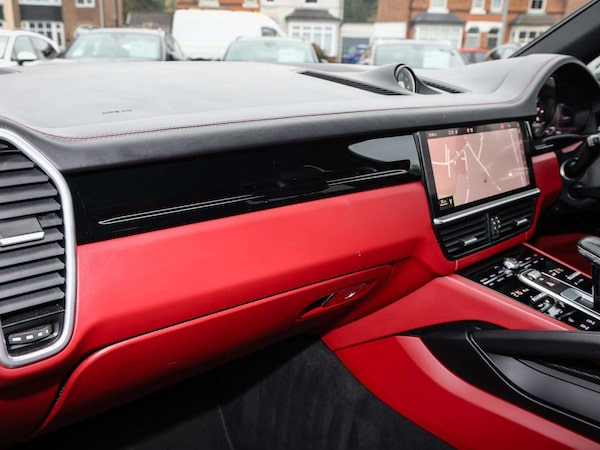 Used Porsche Cayenne 2021 for sale - 76298437: Photo 17