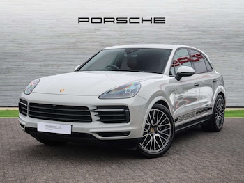 Used Porsche Cayenne 2021 for sale - 76298437: Photo 2