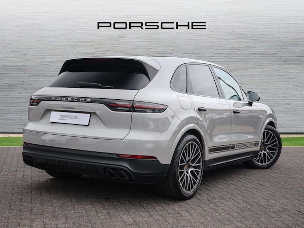 Used Porsche Cayenne 2021 for sale - 76298437: Photo 3