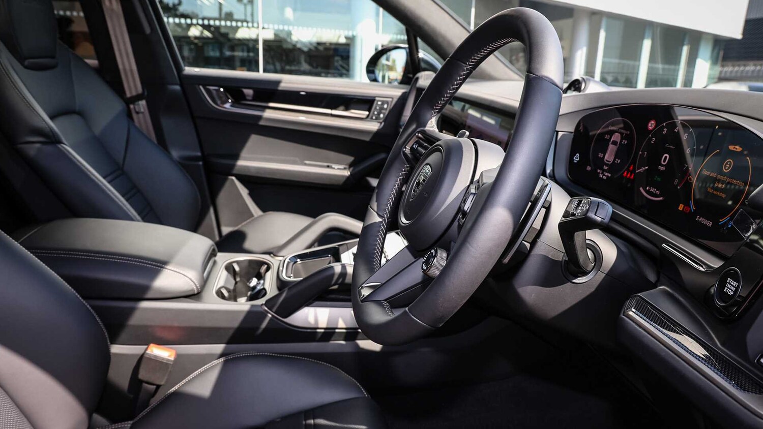 Used Porsche Cayenne 2025 for sale - 76075429: Photo 13