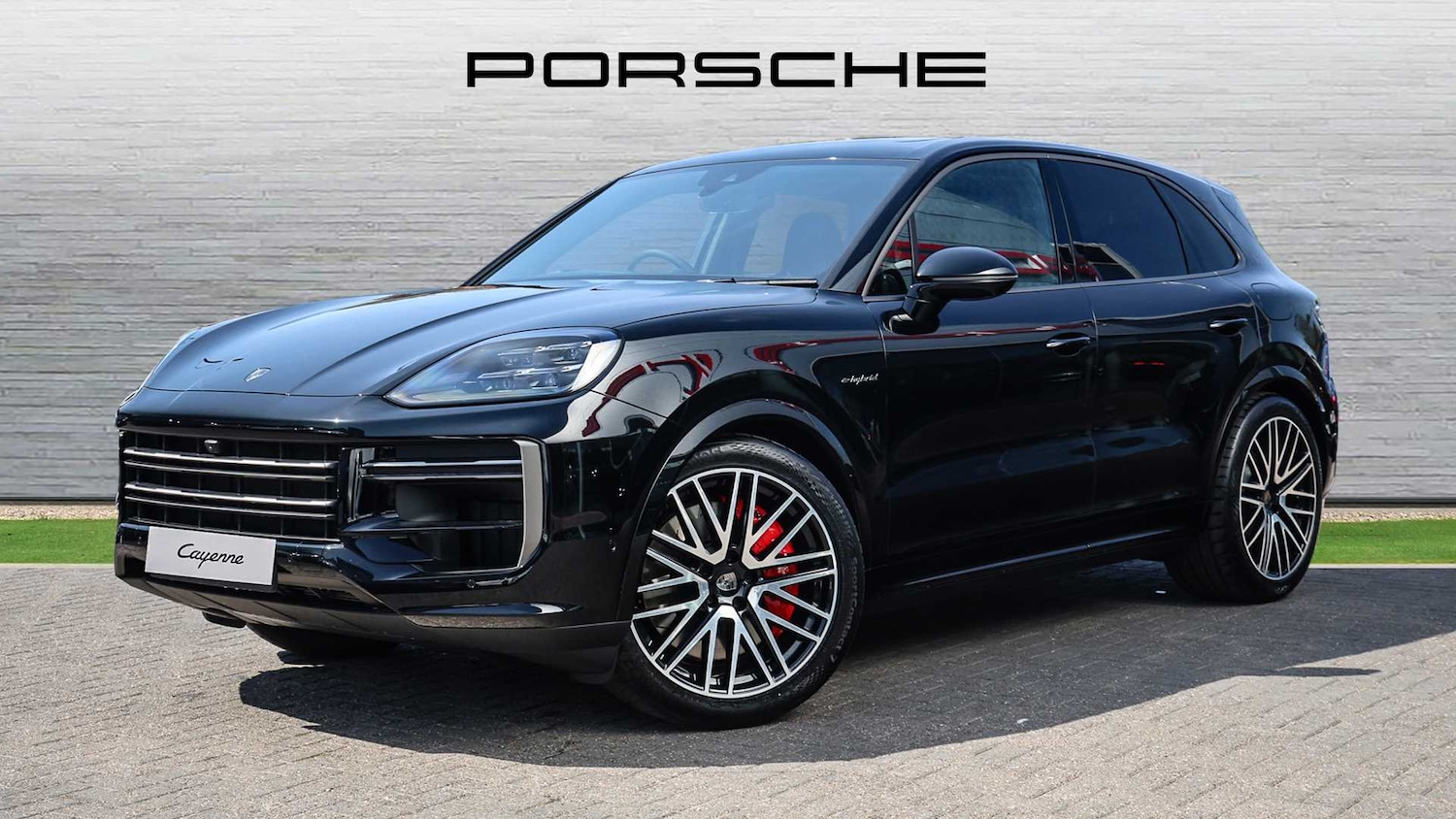 Used Porsche Cayenne 2025 for sale - 76075429: Photo 2