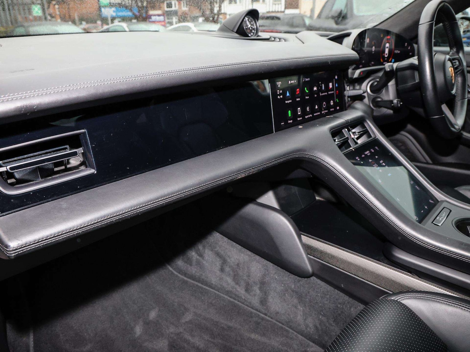 Used Porsche Taycan 2020 for sale - 77219514: Photo 12