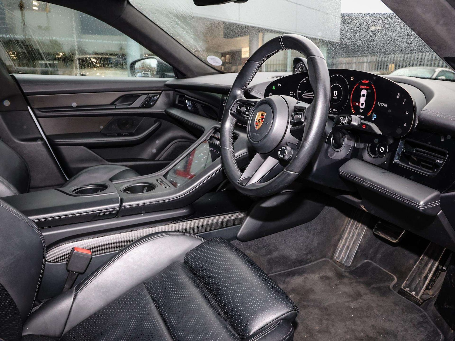 Used Porsche Taycan 2020 for sale - 77219514: Photo 13