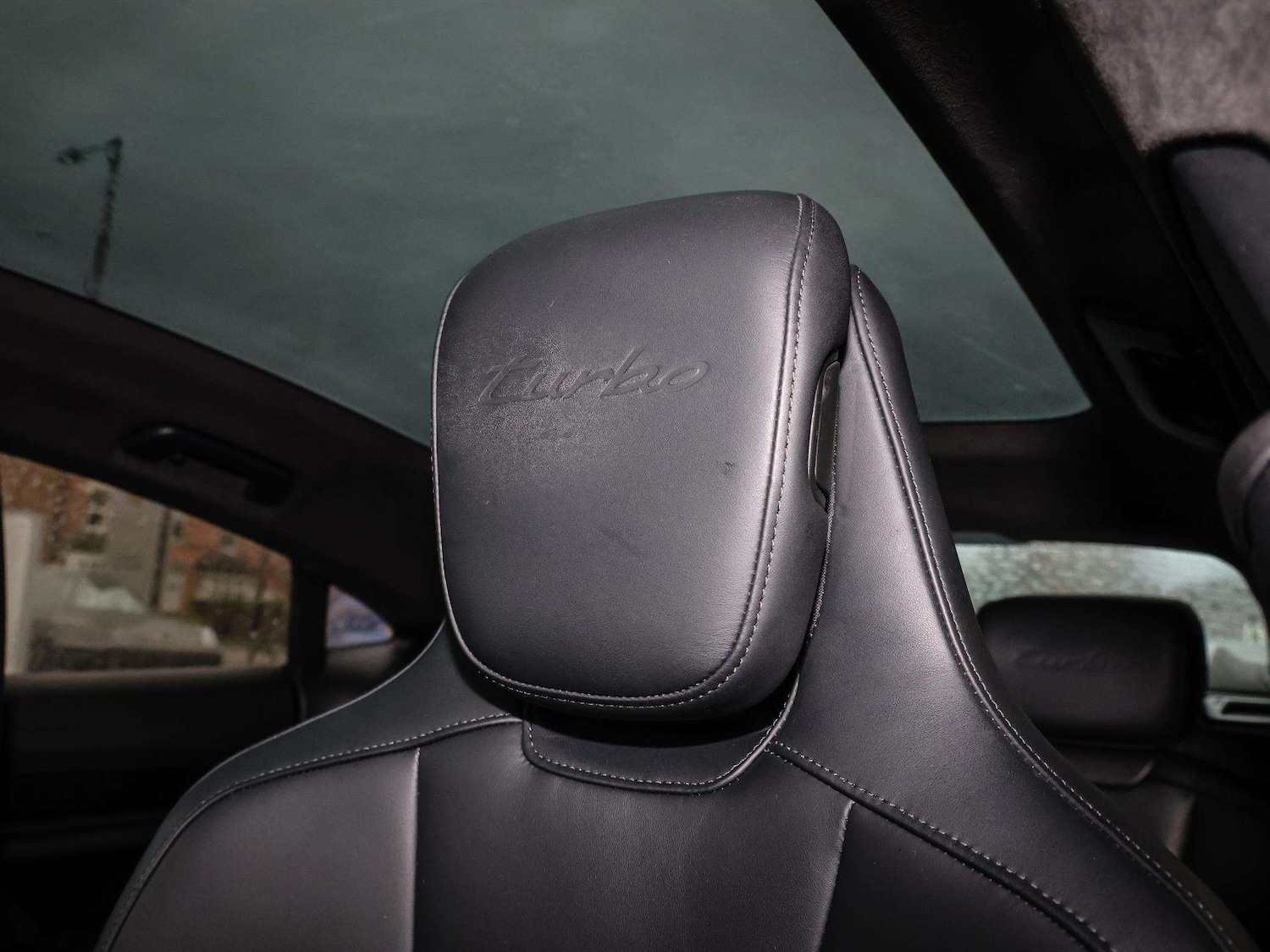 Used Porsche Taycan 2020 for sale - 77219514: Photo 18