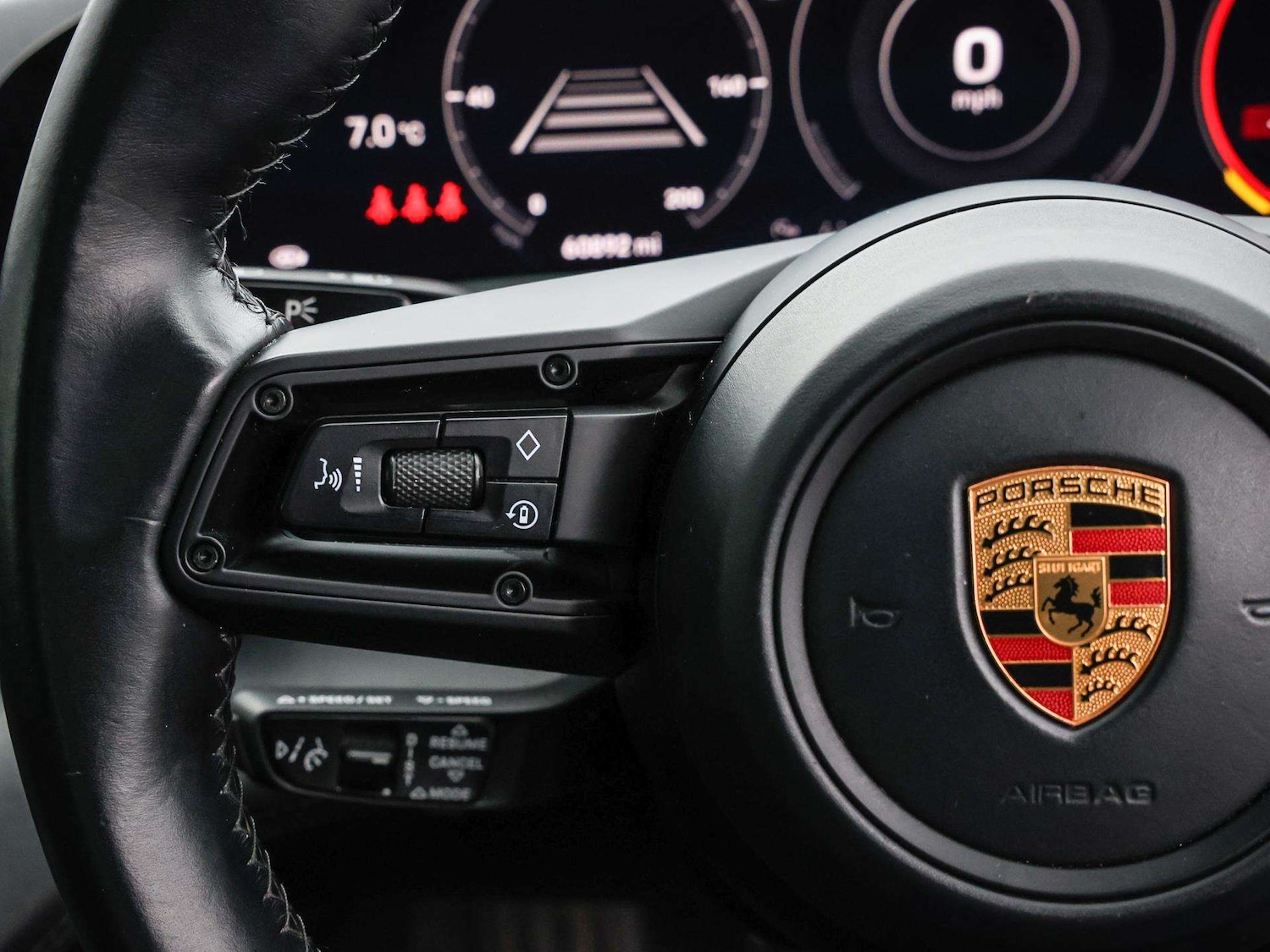 Used Porsche Taycan 2020 for sale - 77219514: Photo 30