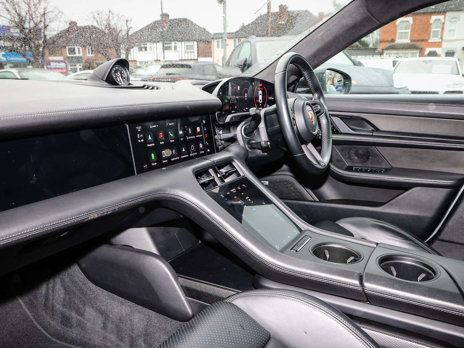 Used Porsche Taycan 2020 for sale - 77219514: Photo 5