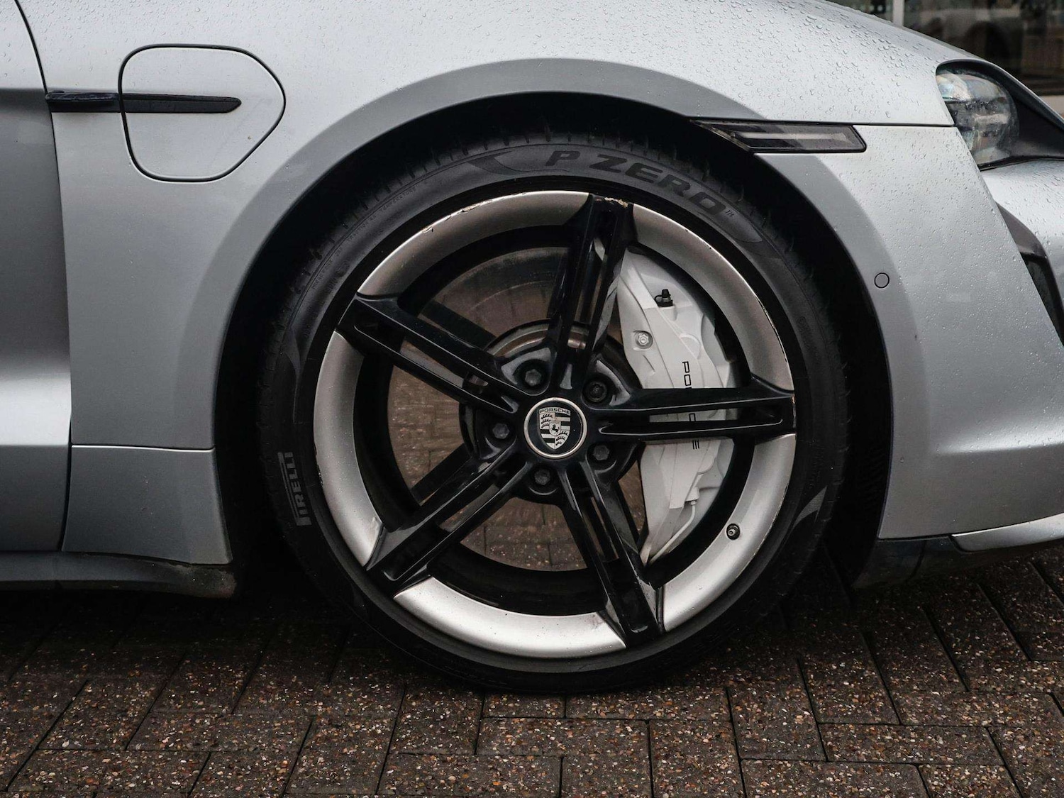 Used Porsche Taycan 2020 for sale - 77219514: Photo 6