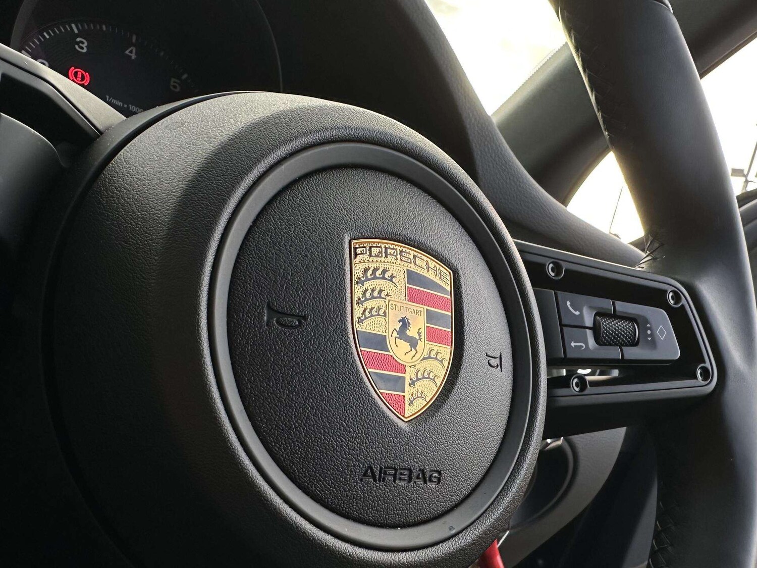 Used Porsche Macan 2025 for sale - 77257336: Photo 19