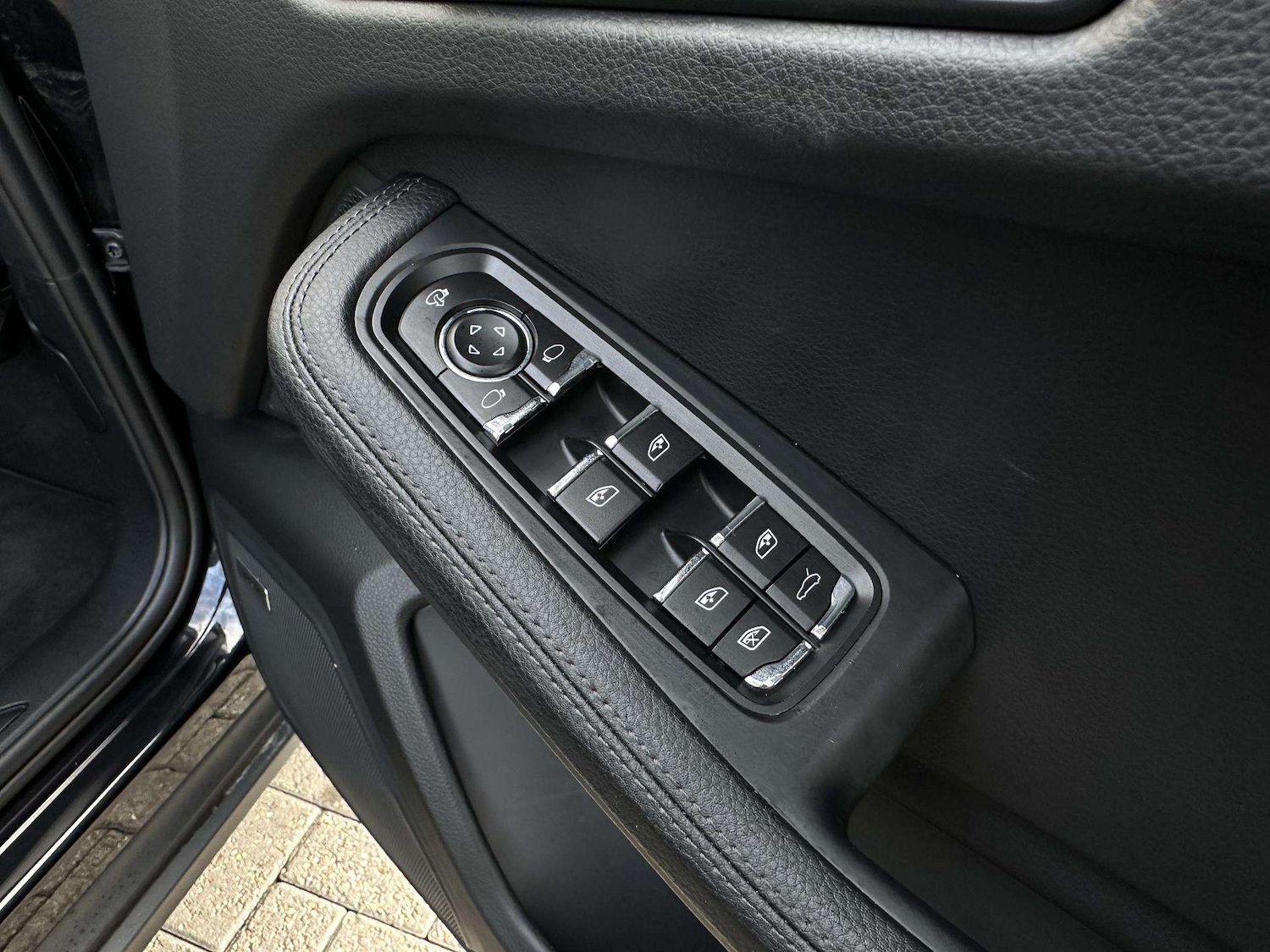 Used Porsche Macan 2025 for sale - 77257336: Photo 21