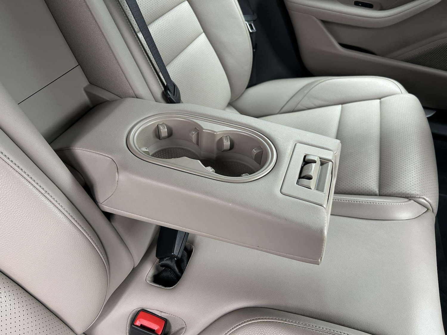 Used Porsche Taycan 2022 for sale - 77472576: Photo 17