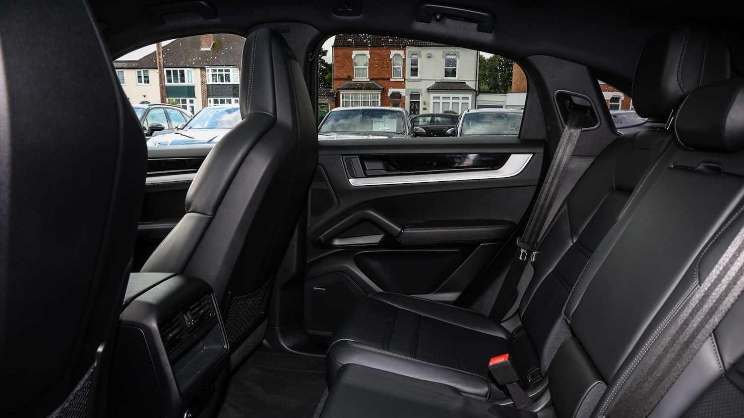 Used Porsche Cayenne 2024 for sale - 76329192: Photo 18