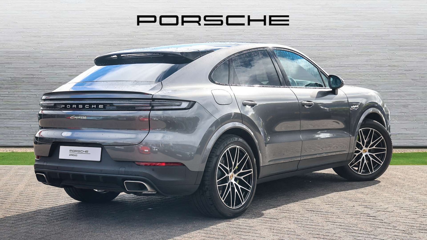 Used Porsche Cayenne 2024 for sale - 76329192: Photo 3