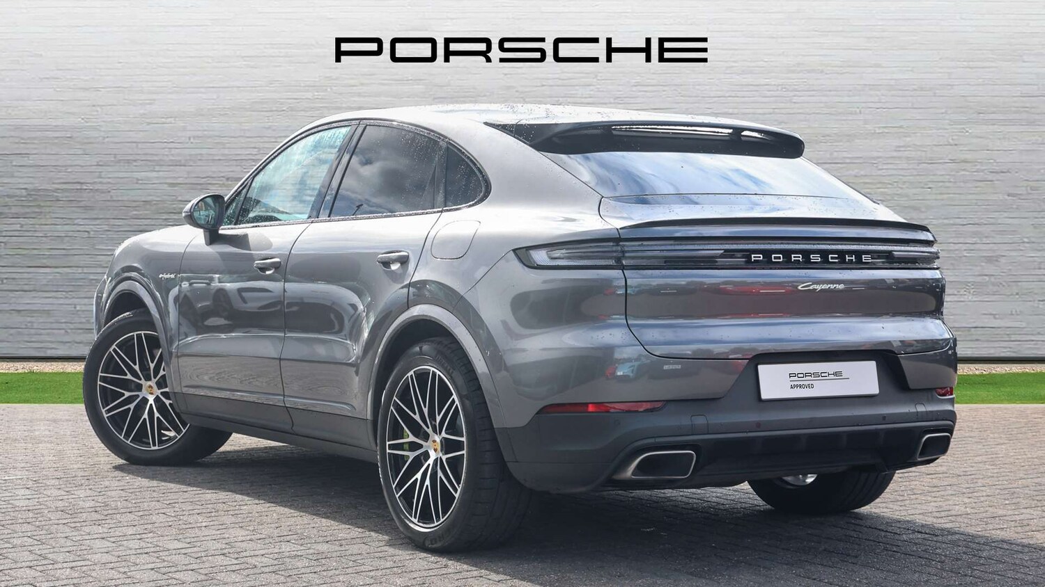 Used Porsche Cayenne 2024 for sale - 76329192: Photo 4