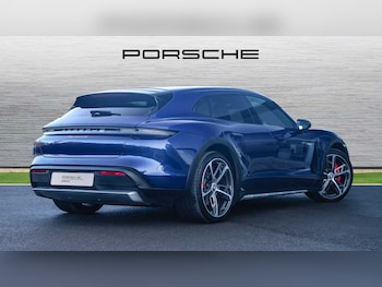 Used Porsche Taycan 2022 for sale - 75649288: Photo