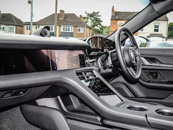 Used Porsche Taycan 2024 for sale - 75218519: Photo