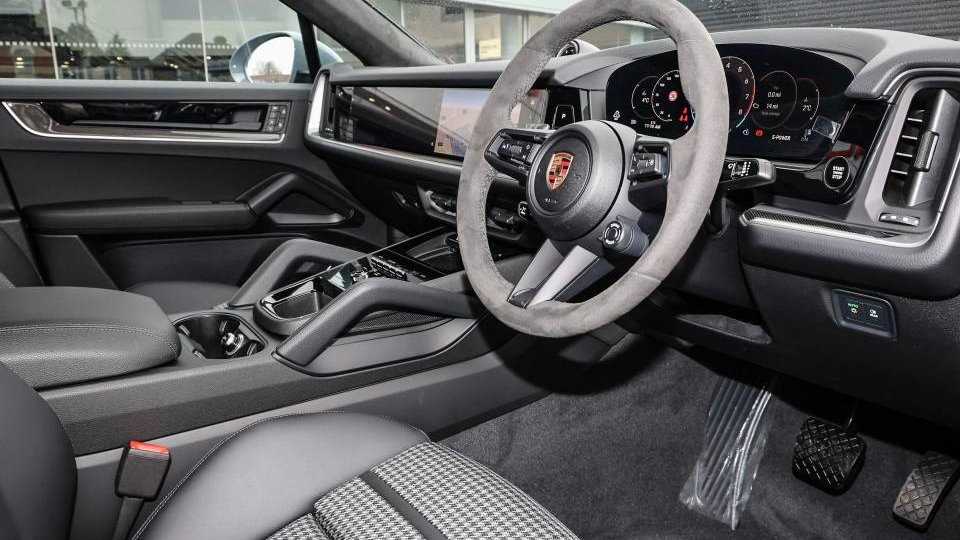 Used Porsche Cayenne 2025 for sale - 78052076: Photo 10
