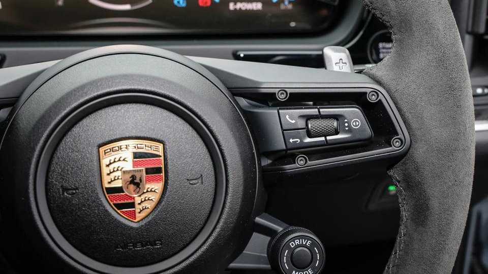 Used Porsche Cayenne 2025 for sale - 78052076: Photo 16