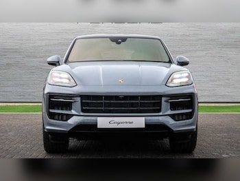 Used Porsche Cayenne 2025 for sale - 75217004: Photo