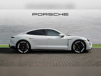Used Porsche Taycan 2020 for sale - 75452858: Photo