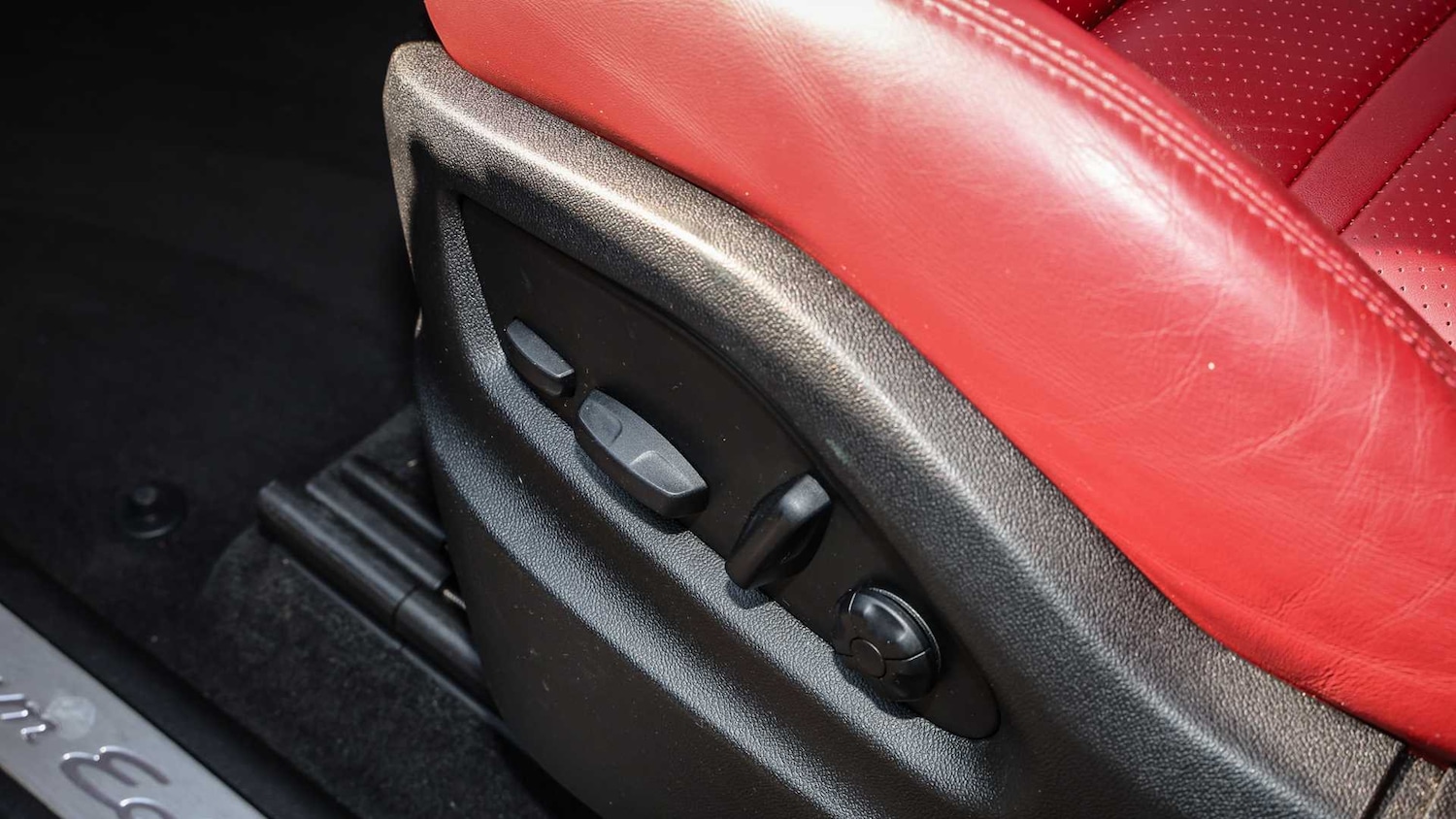 Used Porsche Cayenne 2023 for sale - 77032213: Photo 28