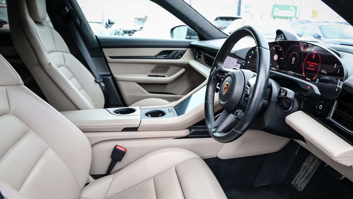 Used Porsche Taycan 2022 for sale - 77389766: Photo 12