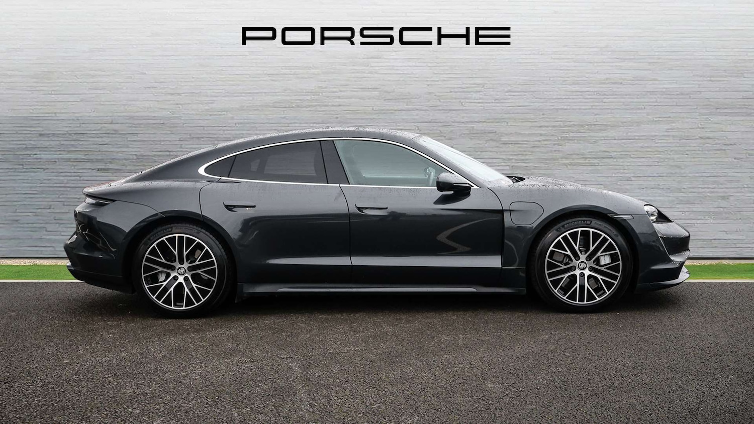 Used Porsche Taycan 2022 for sale - 77389766: Photo 7