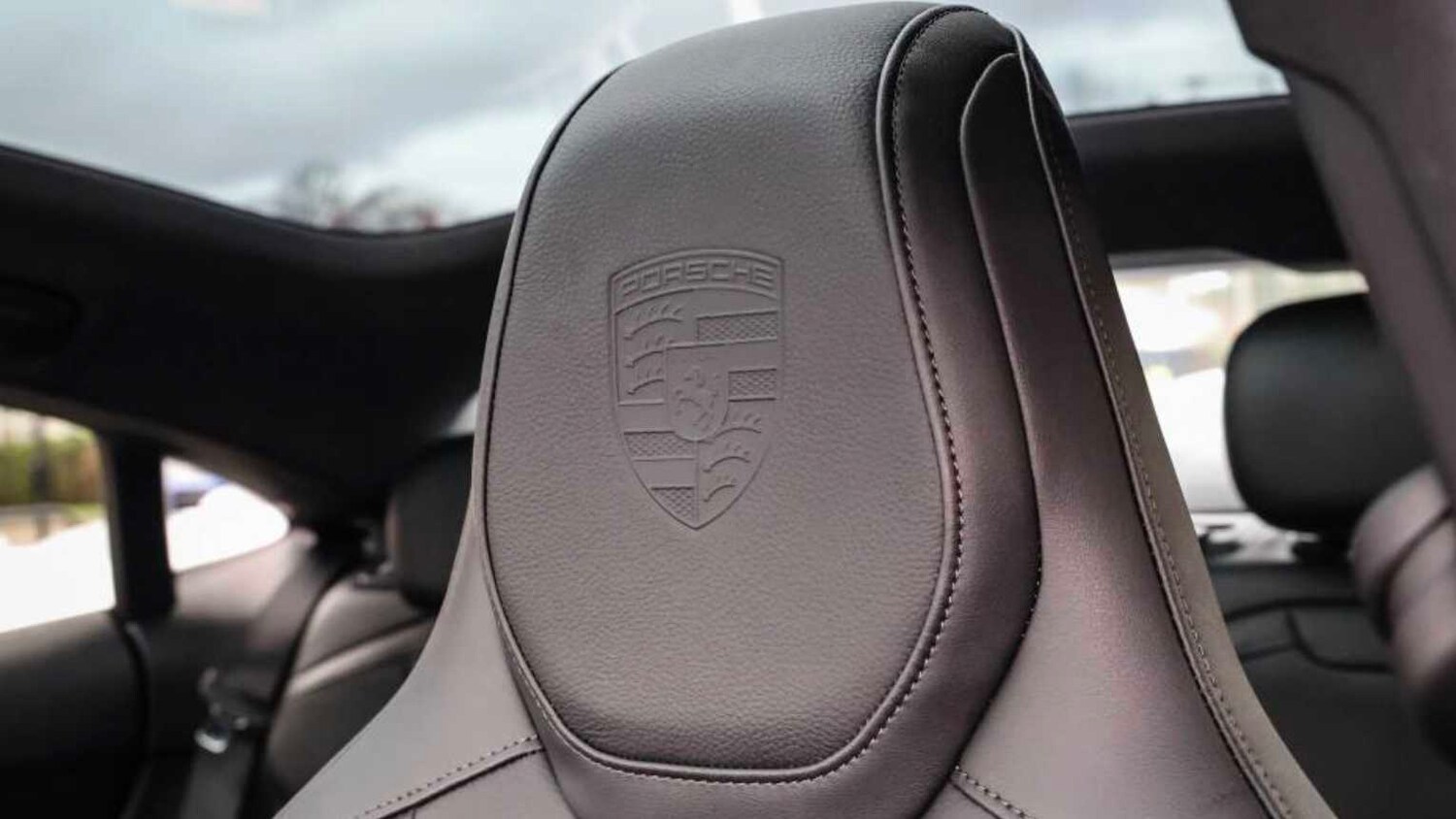 Used Porsche Taycan 2025 for sale - 76661760: Photo 17