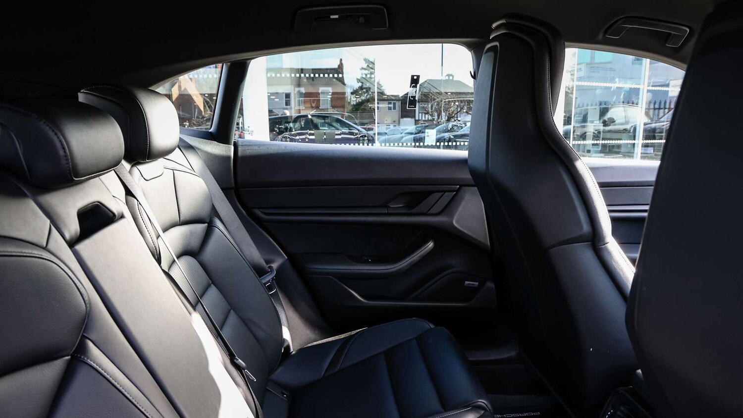 Used Porsche Taycan 2021 for sale - 77429158: Photo 15