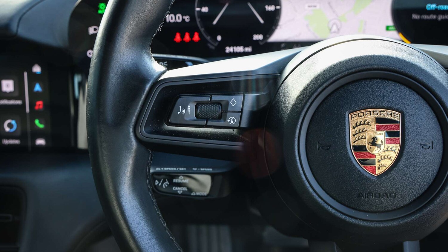 Used Porsche Taycan 2021 for sale - 77429158: Photo 17