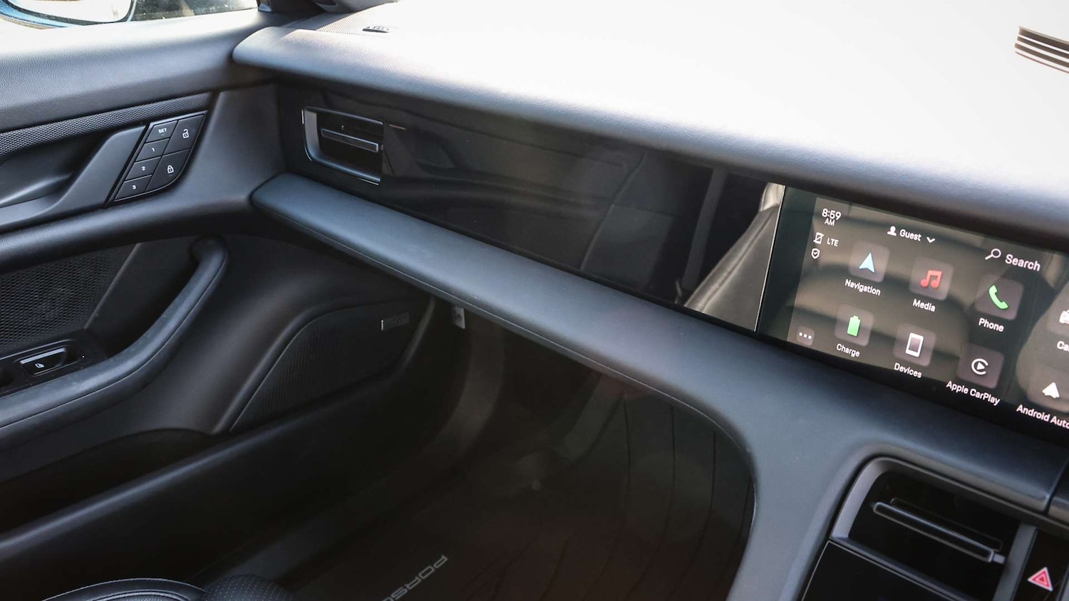 Used Porsche Taycan 2021 for sale - 77429158: Photo 24