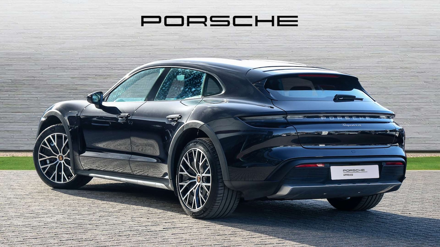 Used Porsche Taycan 2021 for sale - 77429158: Photo 4